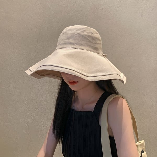 Ženski šešir za sunčanje s velikim obodom