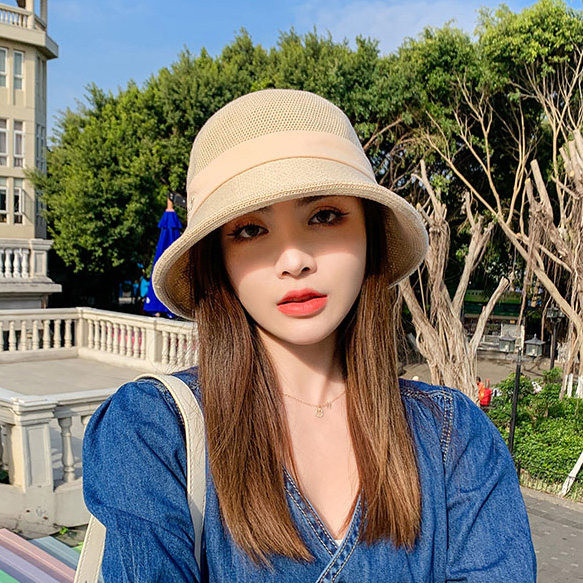 Naiste vabaaja müts paela ja väikese äärega