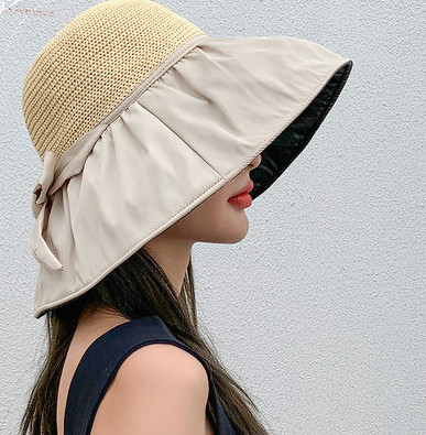 Slamnati šešir s tekstilnim širokim obodom