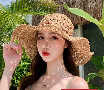 Καλοκαιρινό ψάθινο καπέλο για παραλία και καθημερινότητα