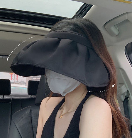 Uue mudeli laia äärega visiir