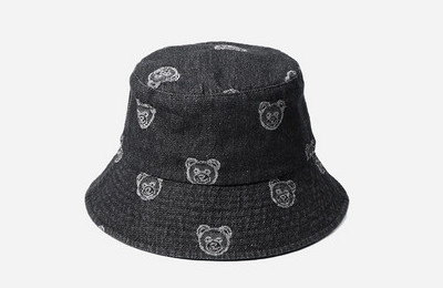 Γυναικείο casual τζιν καπέλο με απλικέ