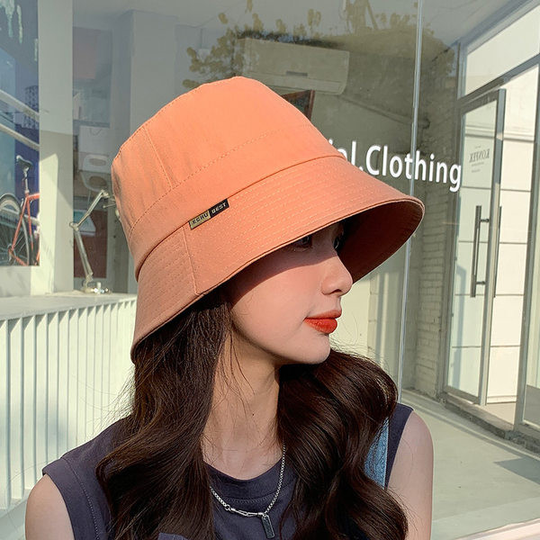 Ženska kapa sa vezom - četiri boje