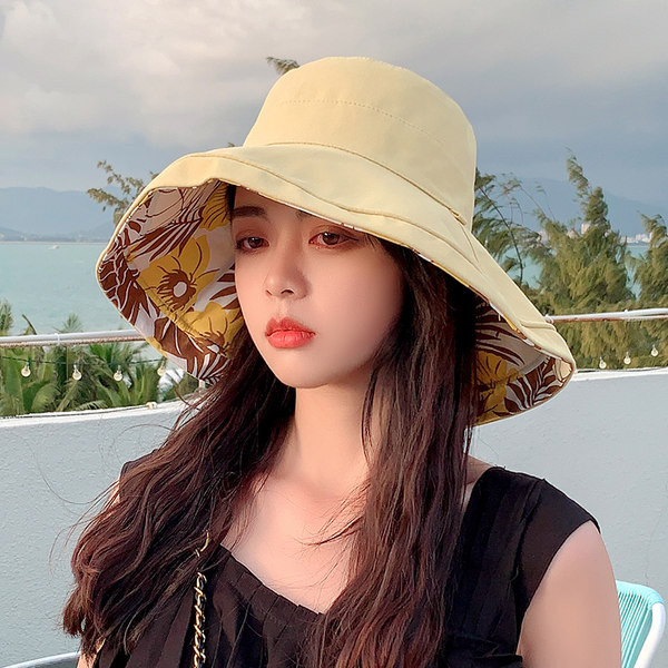 Ženski ležerni šešir s velikim obodom i printom