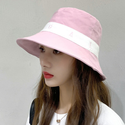 Γυναικείο μοντέρνο καπέλο με επιγραφή - πολλά χρώματα