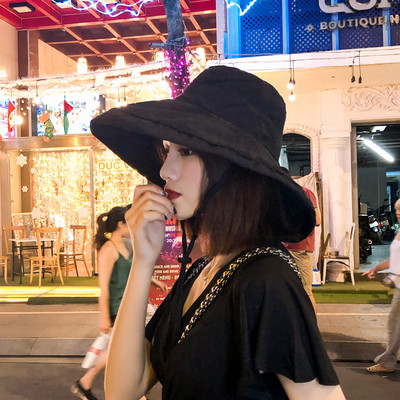 Γυναικείο καπέλο με μεγάλη περιφέρια και με προστασία UV