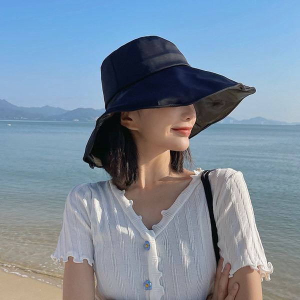 Γυναικείο καπέλο casual με μεγάλη περιφέρια