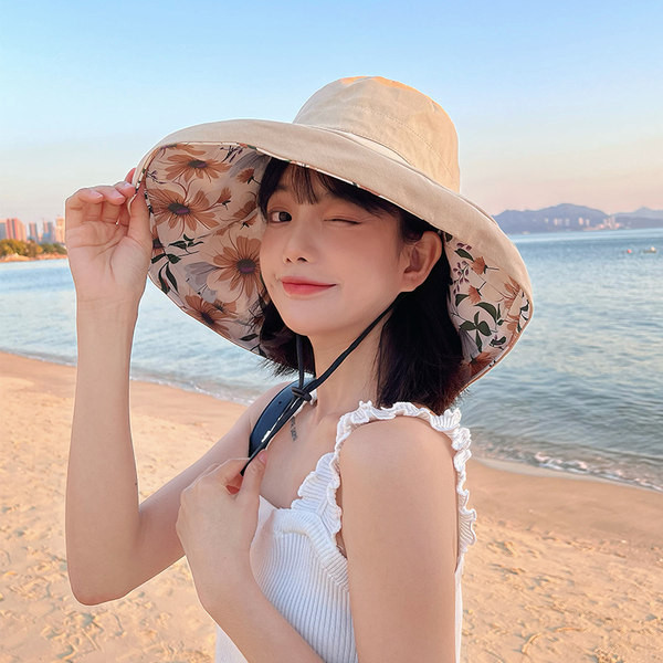 Ženski šešir za sunce širokog oboda s vezicama