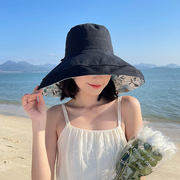 Ženski šešir za sunce širokog oboda s vezicama