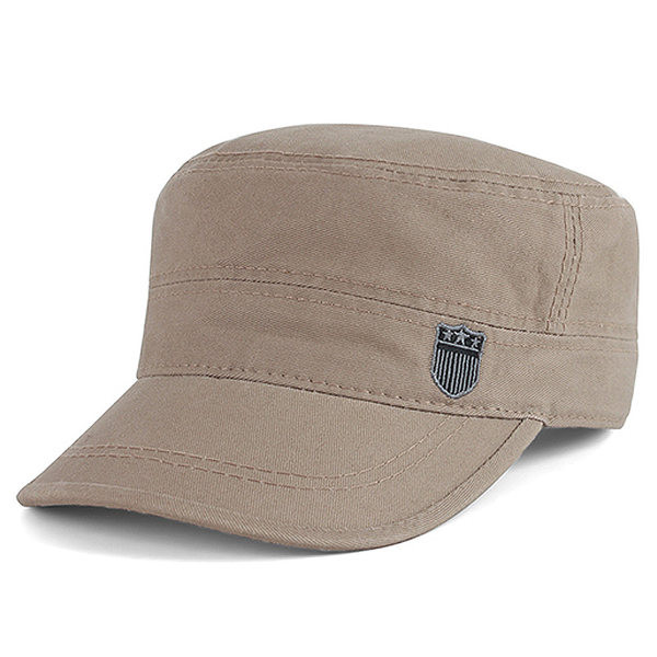 Ανδρικό καπέλο casual με κέντημα και γείσο