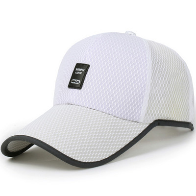 Ανδρικό καλοκαιρινό διχτυωτό καπέλο με γείσο και έμβλημα