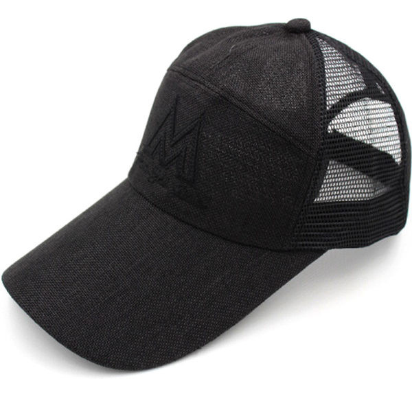 Ανδρικό καπέλο με κέντημα και πλέγμα