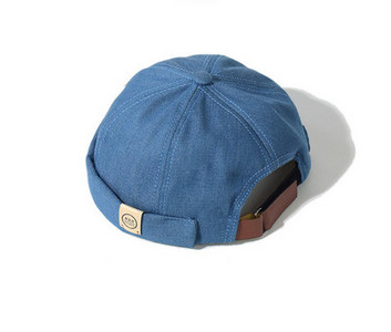 Ανδρικό καπέλο σε δύο χρώματα