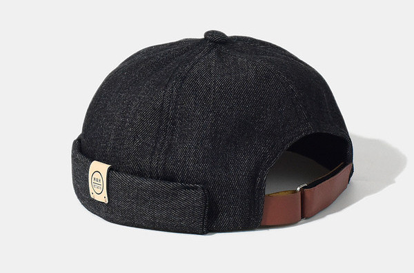 Ανδρικό καπέλο σε δύο χρώματα