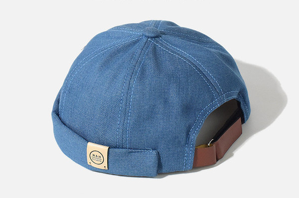 Ανδρικό καπέλο σε δύο χρώματα