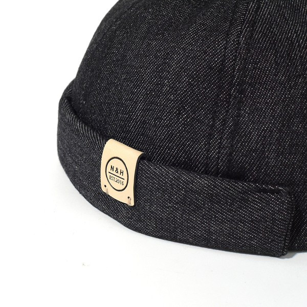 Ανδρικό καπέλο σε δύο χρώματα