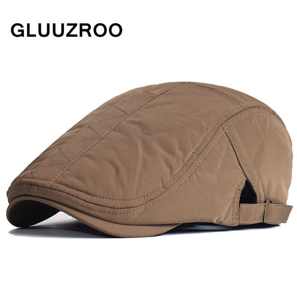 Ανδρικό καπέλο μπερέ με αγκράφα