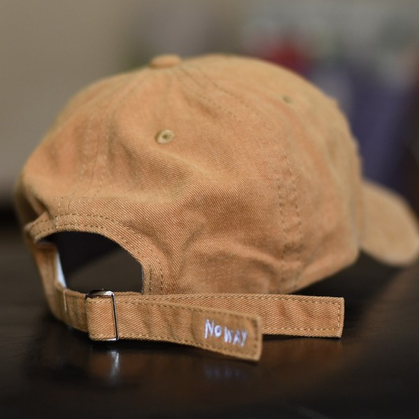 Γυναικείο καπέλο με γείσο και σκισμένο σχέδιο - πολλά χρώματα