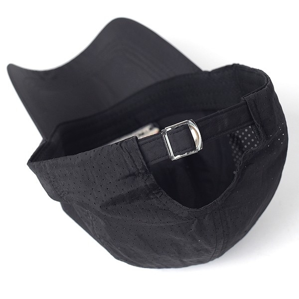 Καθημερινό διχτυωτό καπέλο με επιγραφή