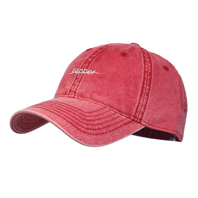 Ανδρικό καπέλο με γείσο και κεντητή επιγραφή