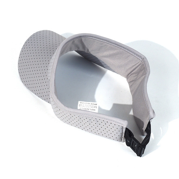 Meeste visiir mitmes värvitoonis