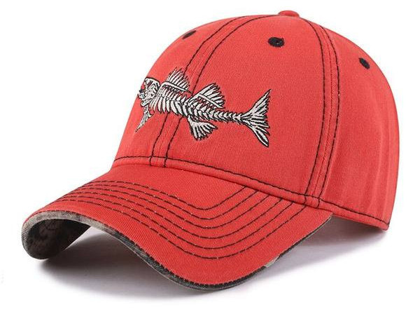 Ανδρικό καπέλο με κέντημα και γείσο σε τρία χρώματα