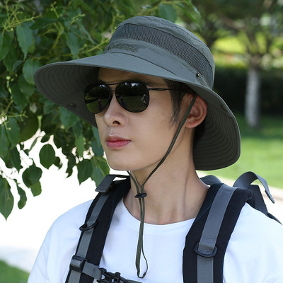 Ανδρικό καπέλο με κέντημα και κορδόνια