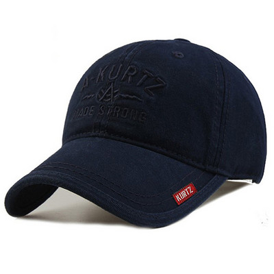 Ανδρικό καπέλο με κέντημα και επιγραφή