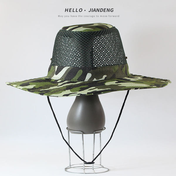 Ανδρικό καπέλο με μοτίβο παραλλαγής