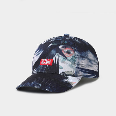 Ανδρικό καπέλο με γείσο με κεντημένη επιγραφή και φλοράλ μοτίβα