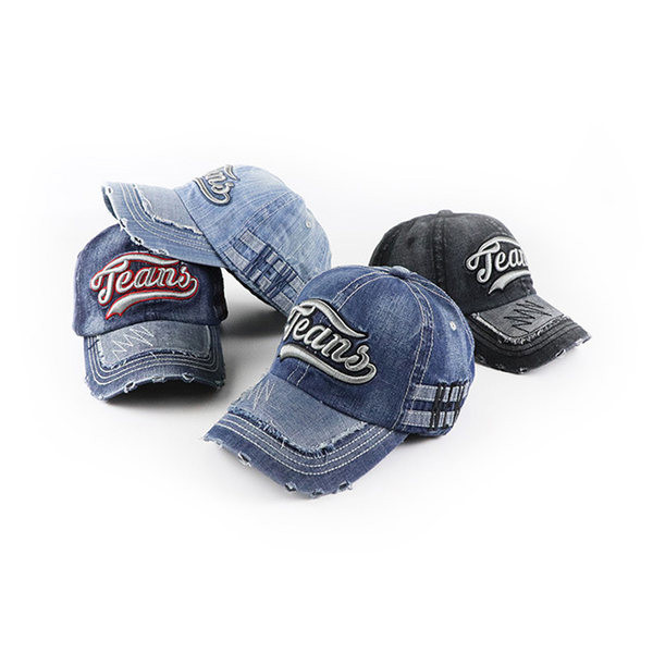 Τζιν καπέλο μπέιζμπολ με κεντητή επιγραφή
