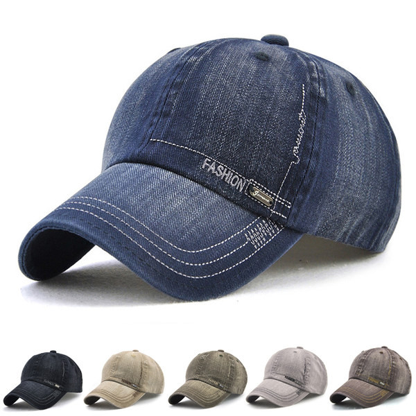 Tikitud pealdisega visiiriga teksamüts meestele