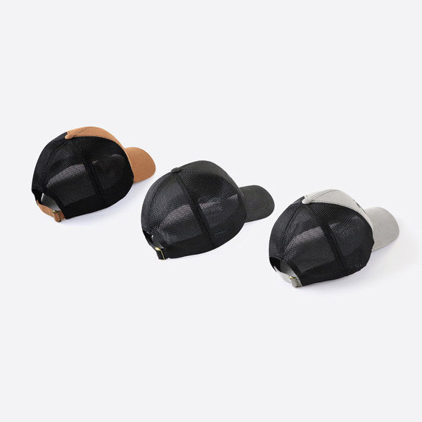 Αντρικό καπέλο με δίχτυ και επιγραφές