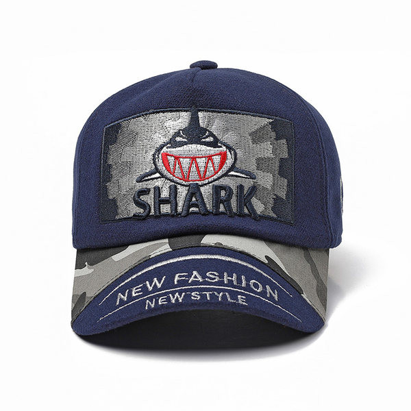 Υφασμάτινο καπέλο με γείσο με χρωματιστό κέντημα