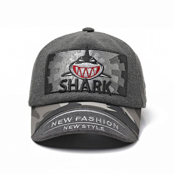 Υφασμάτινο καπέλο με γείσο με χρωματιστό κέντημα