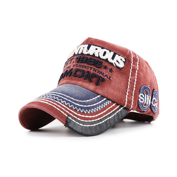 Ανδρικό καπέλο με υφασμάτινο γείσο με κέντημα