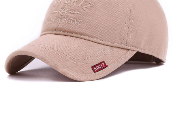 Ανδρικό αθλητικό καπέλο μπέιζμπολ με γείσο και κεντητή επιγραφή
