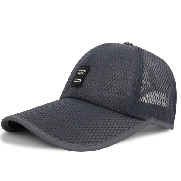 Ανδρικό καπέλο casual με γείσο - κατάλληλο για το καλοκαίρι