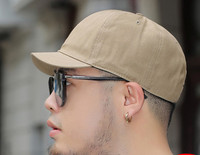 Ανδρικό καπέλο σε τέσσερα χρώματα