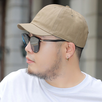 Ανδρικό καπέλο σε τέσσερα χρώματα