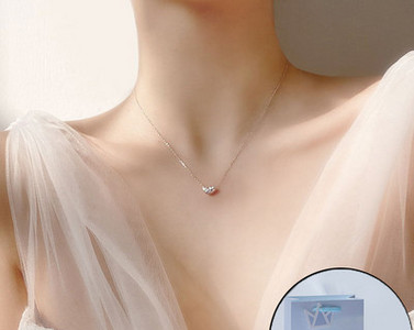 Γυναικείο κολιέ με διακόσμηση καρδιά