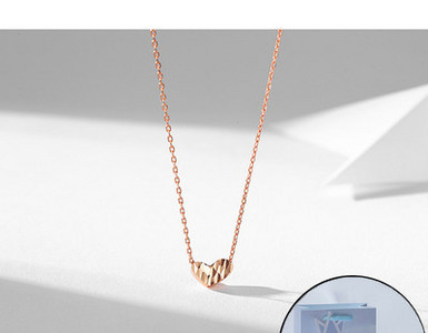 Γυναικείο κολιέ με διακόσμηση καρδιά