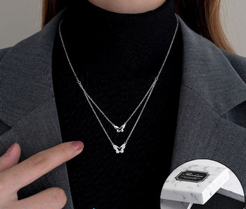 Μοντέρνα γυναικεία αλυσίδα με μενταγιόν