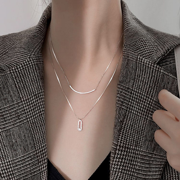 Ασημένιο κολιέ με μενταγιόν