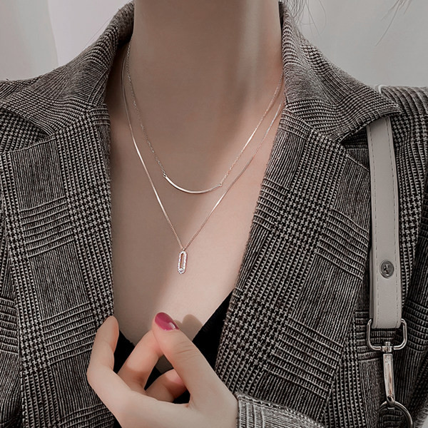 Ασημένιο κολιέ με μενταγιόν