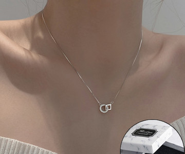 Νέο μοντέλο λεπτή γυναικεία αλυσίδα με μενταγιόν - ασημί χρώμα