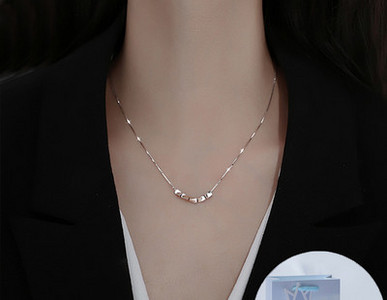 Νέο μοντέλο μοντέρνα αλυσίδα για γυναίκες