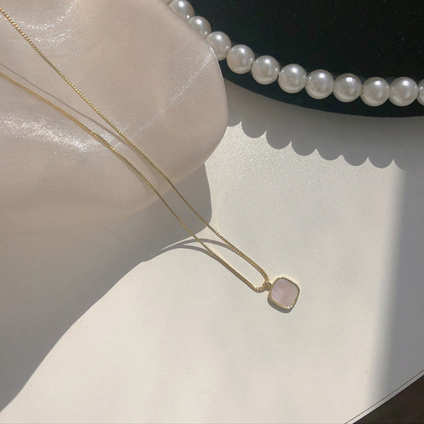 Õhuke kuldkett ripatsiga