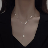 Τοπικό κολιέ με μενταγιόν και πέρλες