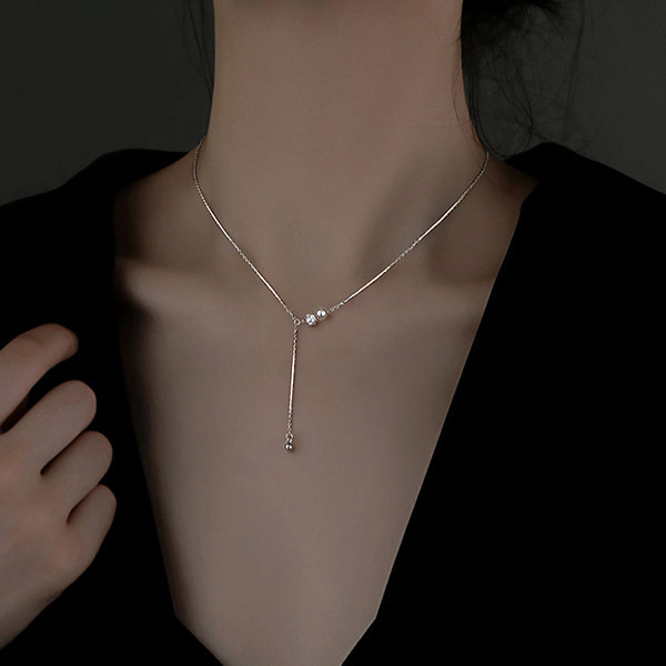 Μοντέρνο γυναικείο κολιέ με πέτρα